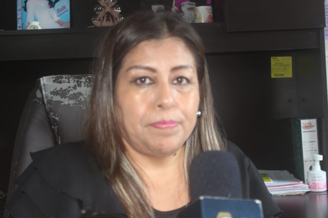 Realizan limpieza constante en el panteón municipal