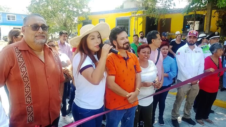 INAUGURA VALERIA NIETO NUEVA OBRA DE  PAVIMENTACIÓN EN LA ANÁHUAC