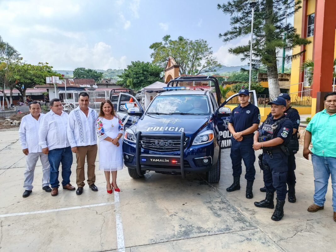 CUMPLE ERIKA BURGOS COMPROMISOS EN  MATERIA DE SEGURIDAD PÚBLICA