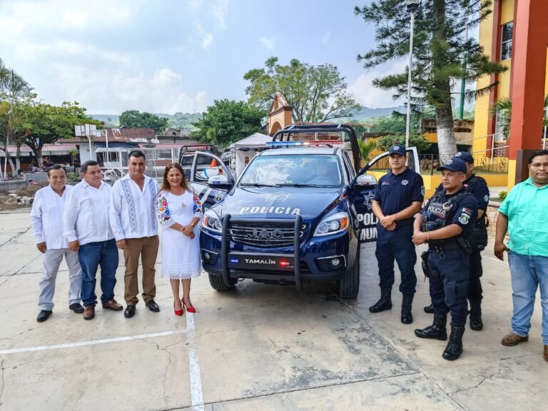 CUMPLE ERIKA BURGOS COMPROMISOS EN  MATERIA DE SEGURIDAD PÚBLICA