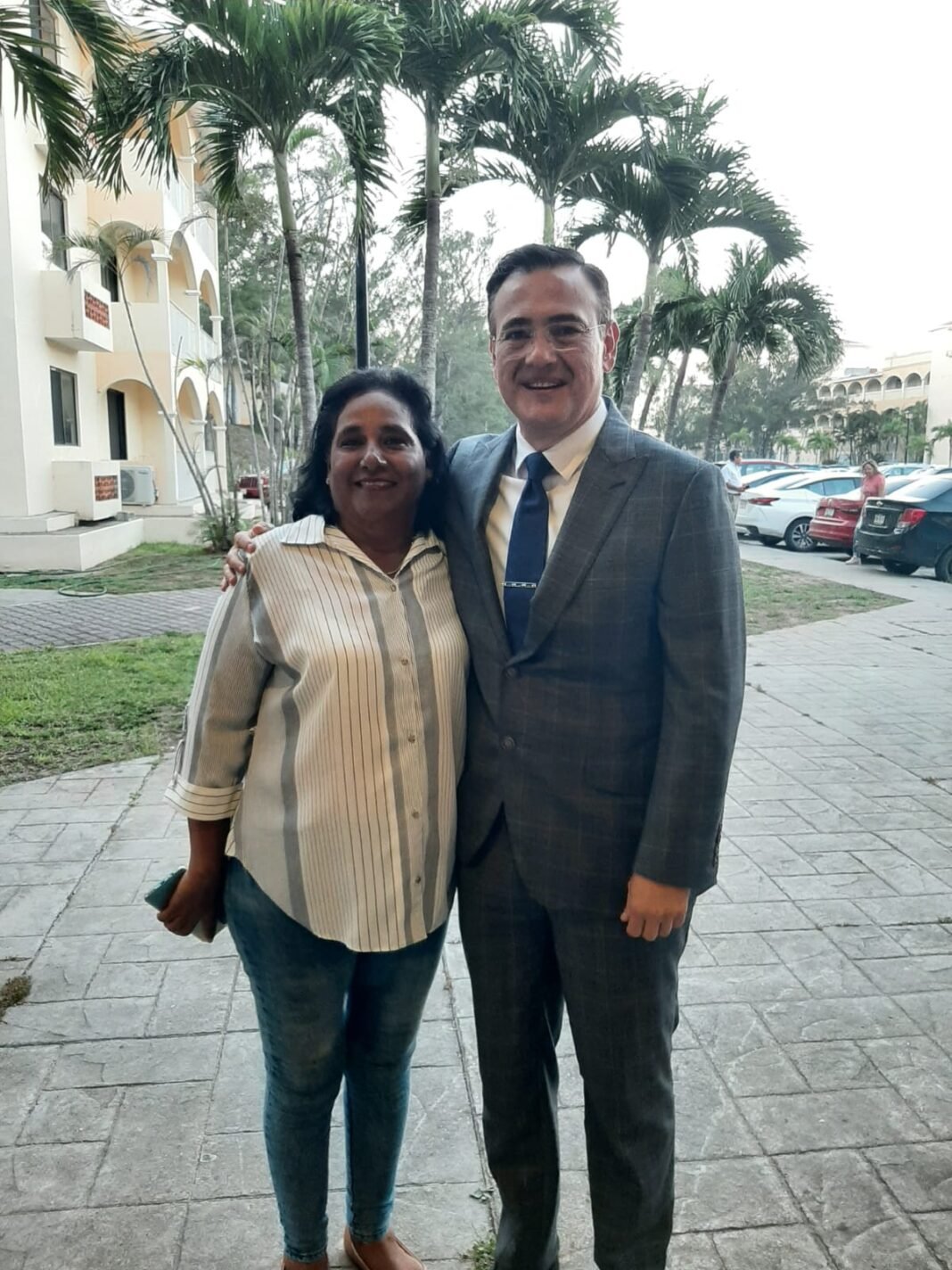 UN, DOS, TRES, TODOS CON ANDRÉS, UN MADERENSE CON GANAS