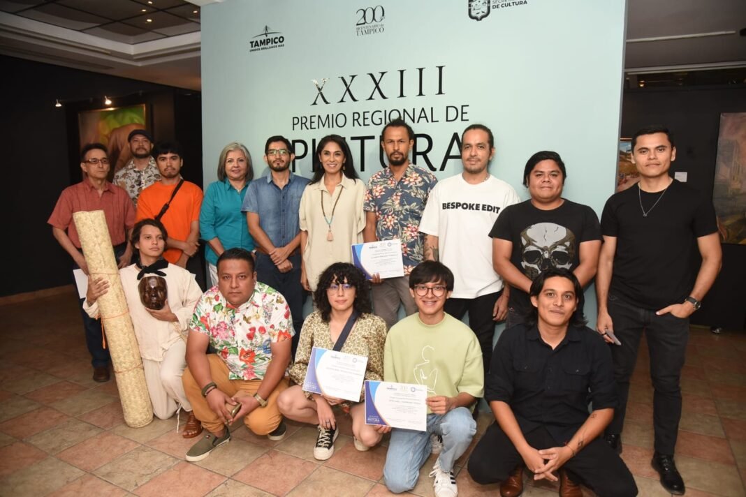 Premian a Ganadores del Concurso Regional de Pintura «Ramón García Zurita»
