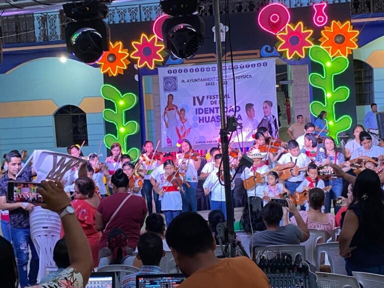 Con Festival de la Identidad Huasteca fomenta gobierno municipal las actividades culturales