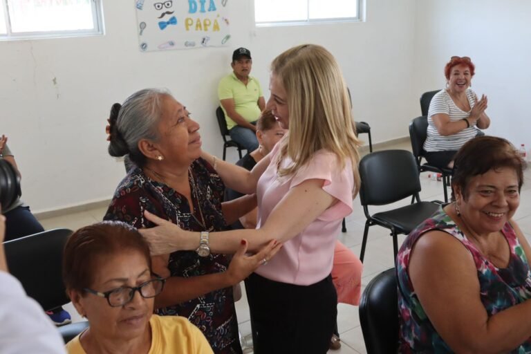 Prepara DIF Tampico Celebración a los Abuelitos en su Día