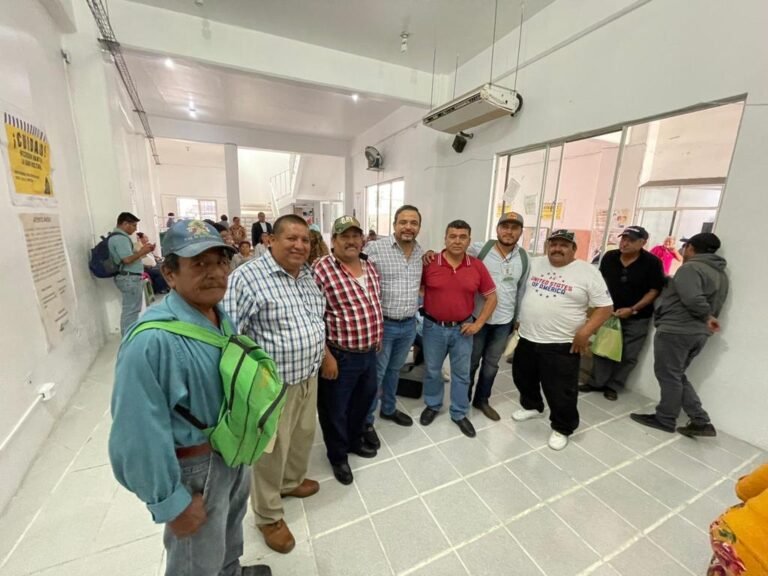 AGRADECEN EJIDATARIOS A ALCALDE DE EL HIGO APOYO PARA ESCRITURACIÓN DE SUS PARCELAS