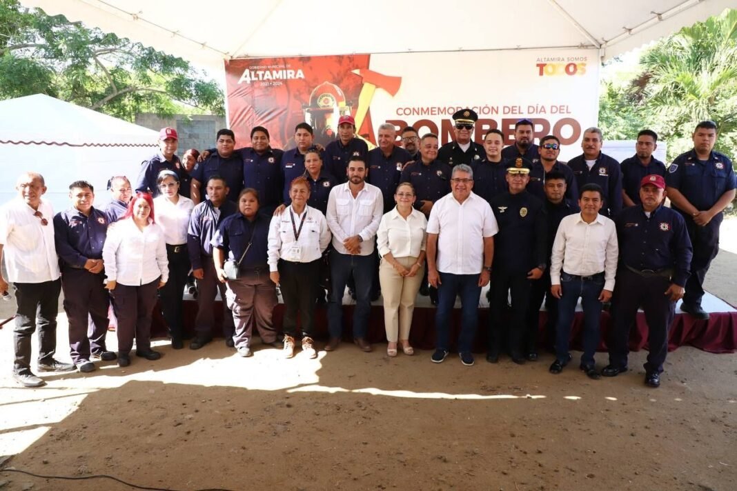 CONMEMORA GOBIERNO DE ALTAMIRA A BOMBEROS EN SU DÍA