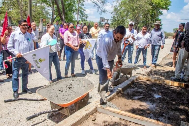INICIA ALCALDE PAVIMENTACIÓN DE LA CALLE AVIACIÓN, EN EL HIGO
