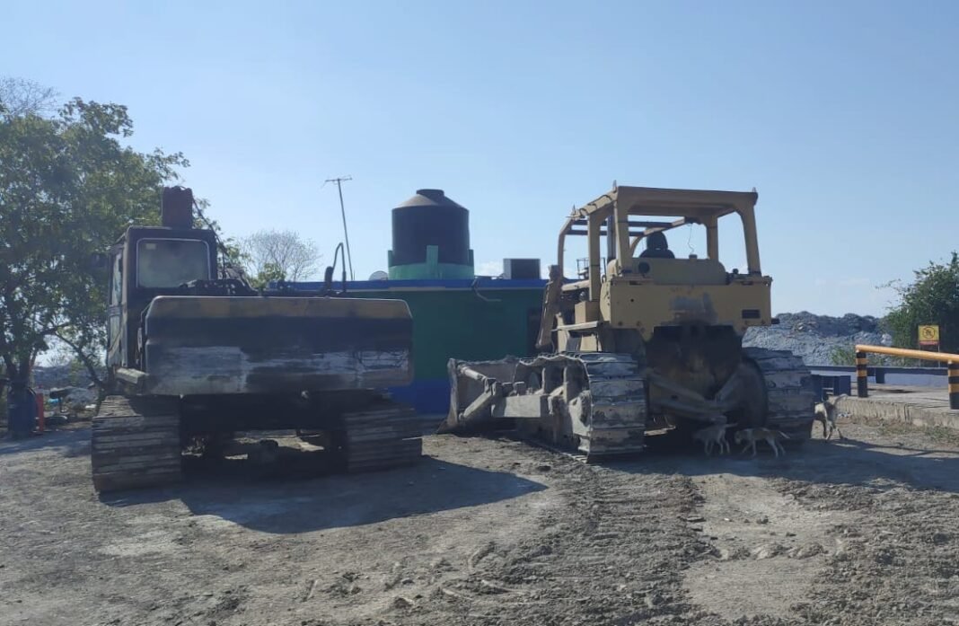 CONTINÚAN LABORES DE REMEDIACIÓN EN EL CONFINAMIENTO DE TANCOCO