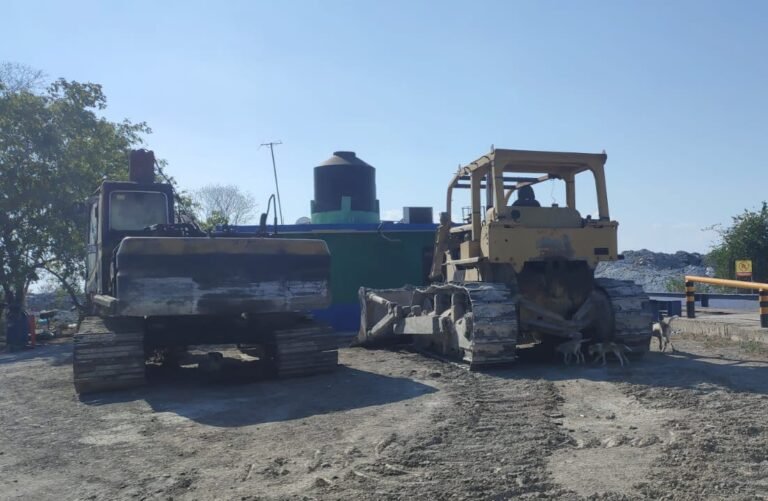 CONTINÚAN LABORES DE REMEDIACIÓN EN EL CONFINAMIENTO DE TANCOCO