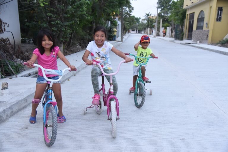 En Pavimentación No Vamos a Parar, Asegura Chucho Nader