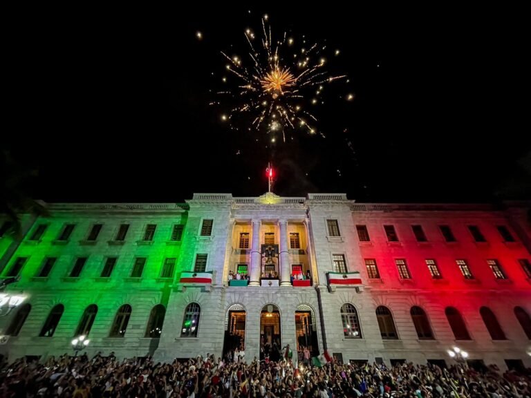 Encabeza Chucho Nader Emotiva Ceremonia del Grito de Independencia