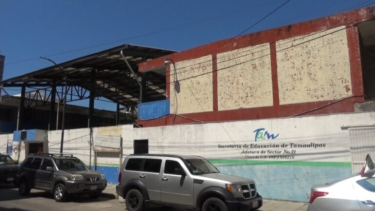 Estudiantes de primarias de Tampico se las «aplicaron» a los maestros: hoy no fueron a clases