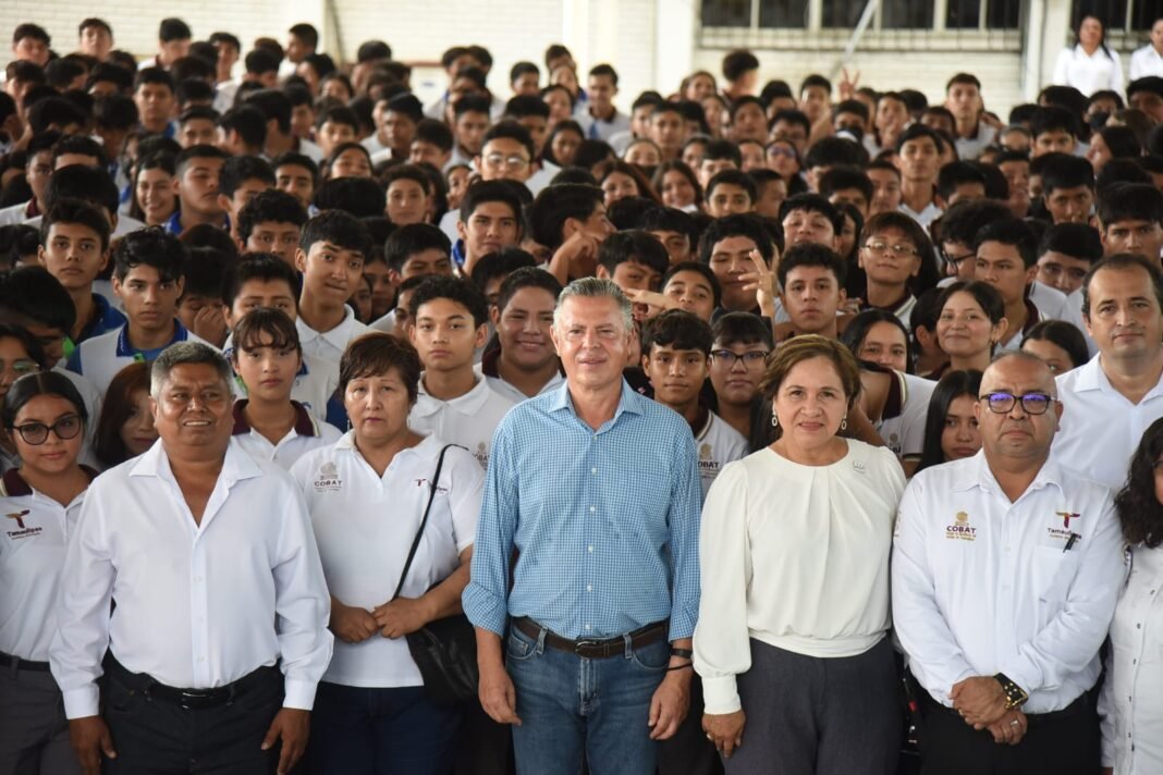Reitera Chucho Nader Compromiso con la Educación y las Familias Tampiqueñas