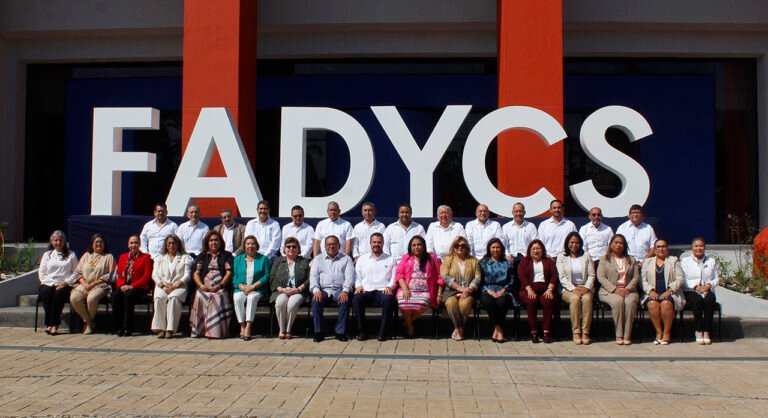 Rector de la UAT visita la Facultad de Derecho Campus Tampico