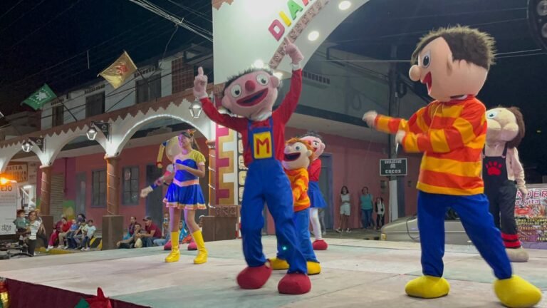 INVITAN A LAS POSADAS NAVIDEÑAS EN PUEBLO VIEJO