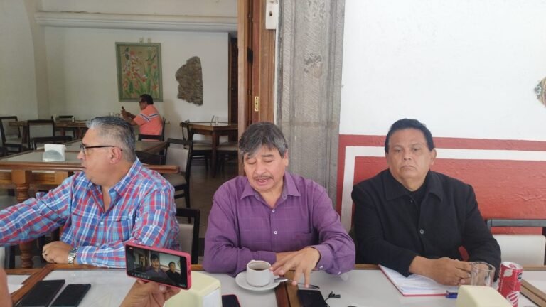 BUSCA ERNESTO AGUSTIN FLORES ANGELES DIPUTACIÓN LOCAL POR VERACRUZ PUERTO