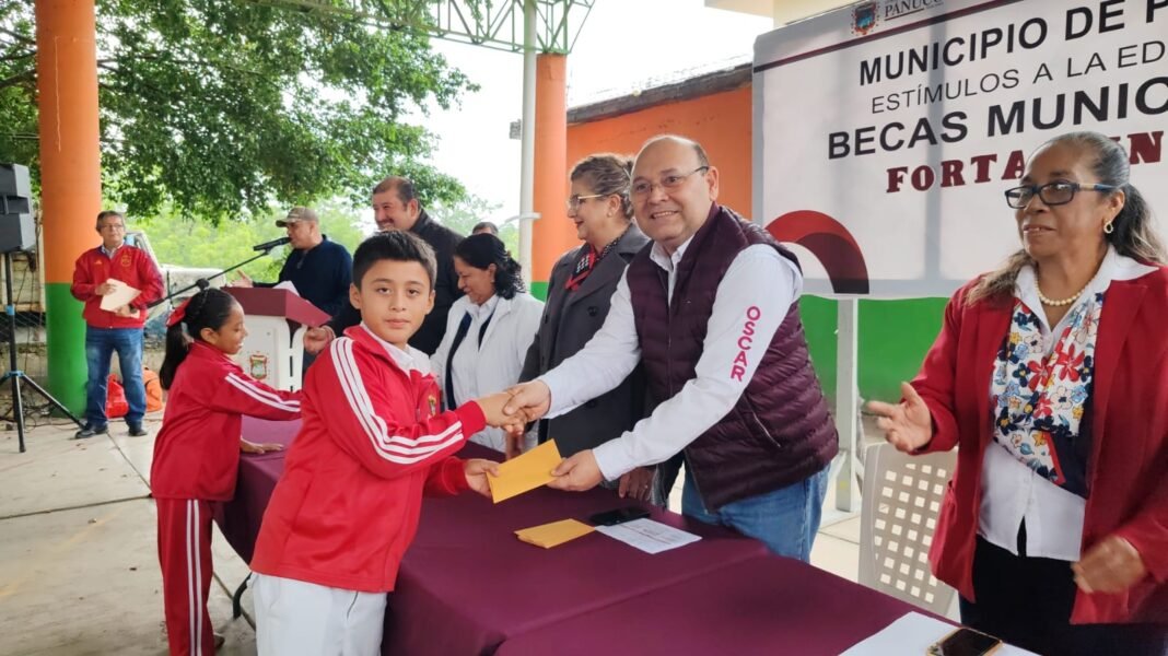 EN MATERIA DE EDUCACIÓN PÁNUCO SE TRANSFORMA; OGP