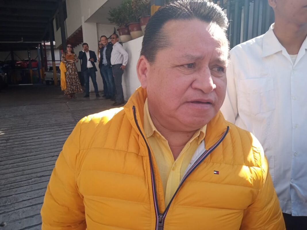 Gobierno estatal amenaza a alcaldes perredistas para que apoyen electoralmente a Morena: PRD