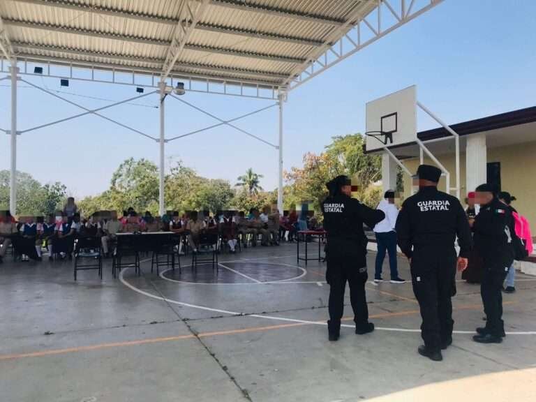 Guardia Estatal lleva pláticas para prevenir violencia escolar