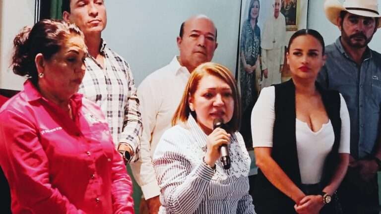 ARRANCA CAMPAÑA ROSARIO GUZMÁN AVILES