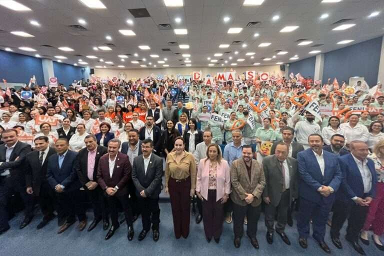 Presenta Dámaso Anaya proyectos académicos de la UAT en Nuevo Laredo