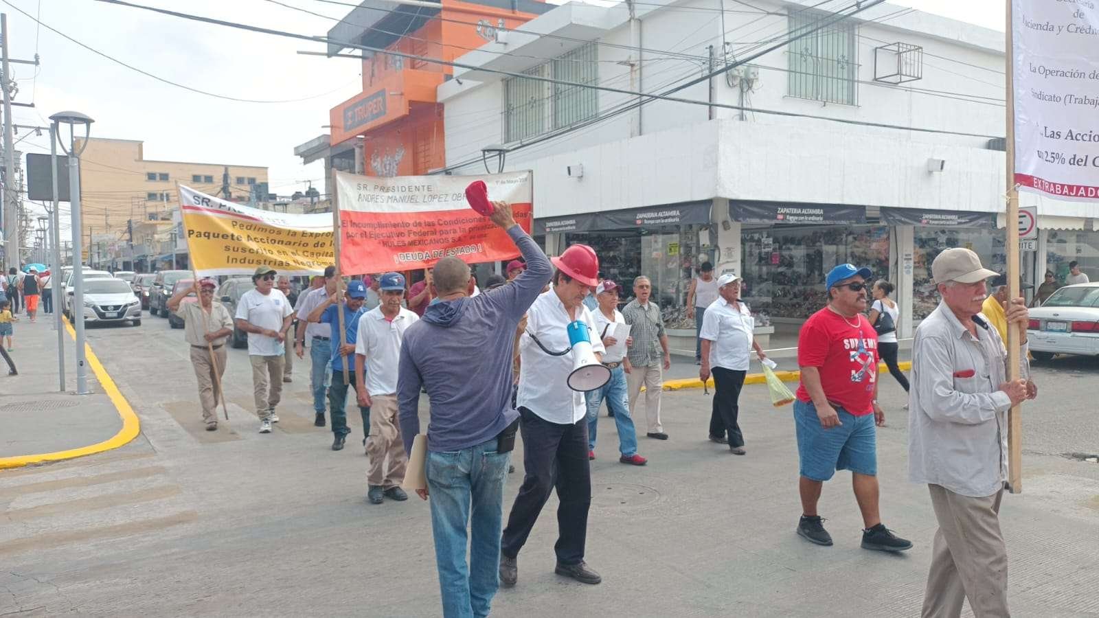 Marchan en 1 de Mayo, para que se respeten sus derechos