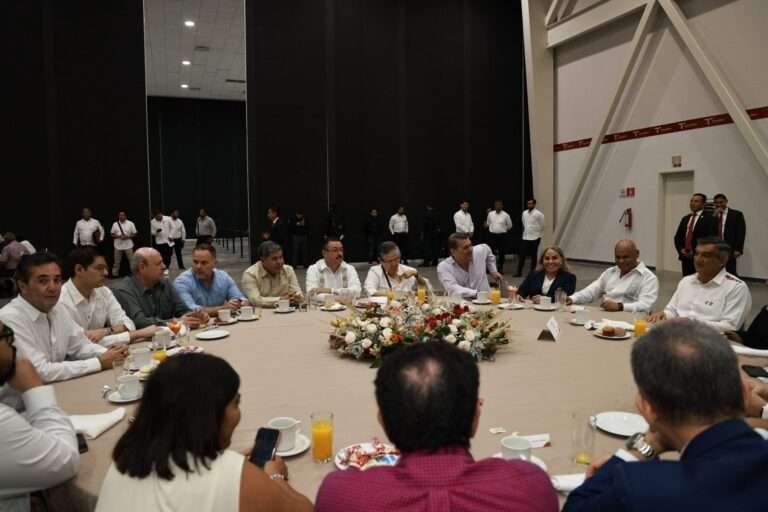 En este gobierno humanista ni se censura ni se reprime la libertad de expresión: Américo