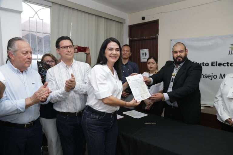 Con la votación más alta en la historia de Tampico, Mónica Villarreal Anaya recibe Constancia de Mayoría