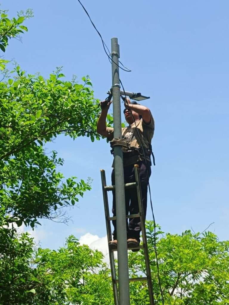 Ejército Mexicano acude a escuela telesecundaria
