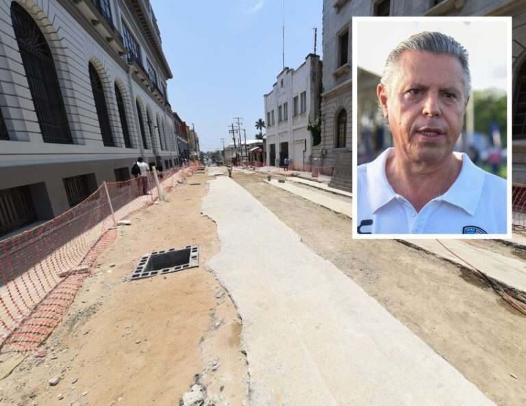 Supervisa Chucho Nader Avance de Conversión en Vialidad de la Zona Centro