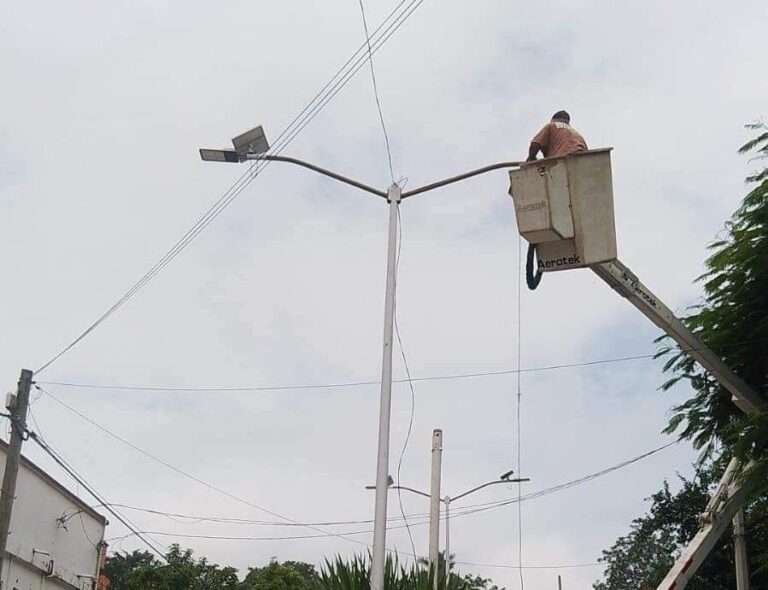 Se mejora el alumbrado público en la ciudad