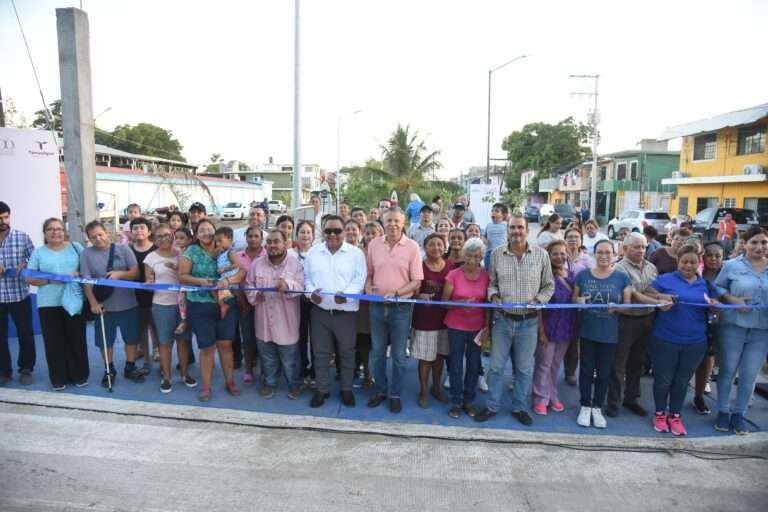 Inaugura Chucho Nader Moderno Parque Lineal en la Morelos