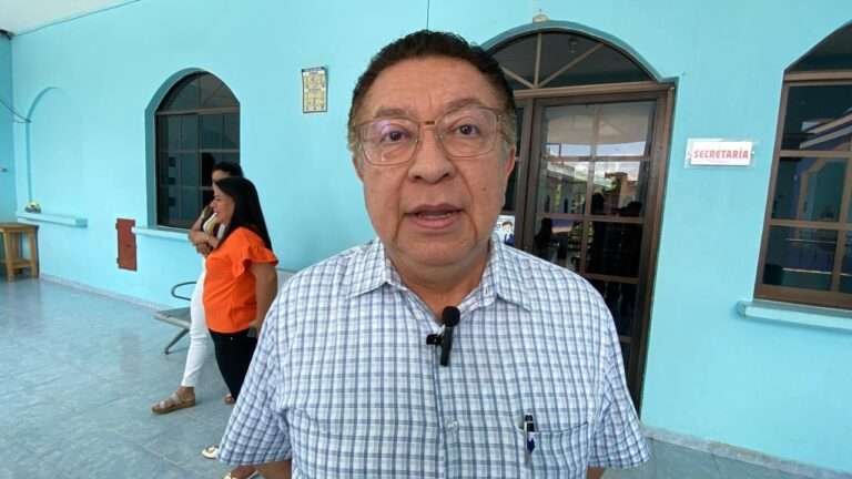 Ayuntamiento se coordinará con escuelas en actividades del mes patrio