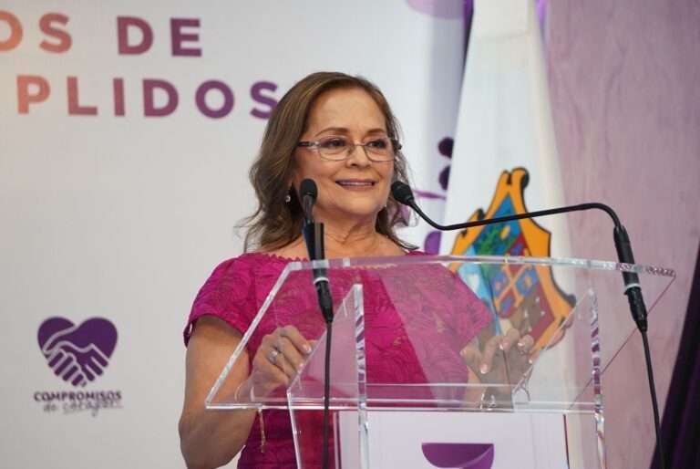 ROSSY LUQUE PRESENTA SU TERCER INFORME DE RESULTADOS: 3 AÑOS DE SUEÑOS CUMPLIDOS EN EL SISTEMA DIF ALTAMIRA