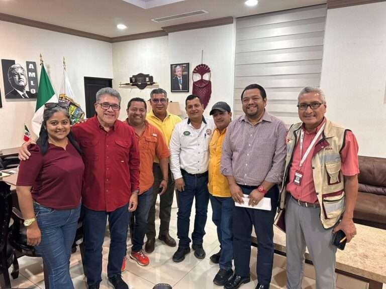 Recibe Armando Martínez a nueva dirigencia del SUTRA