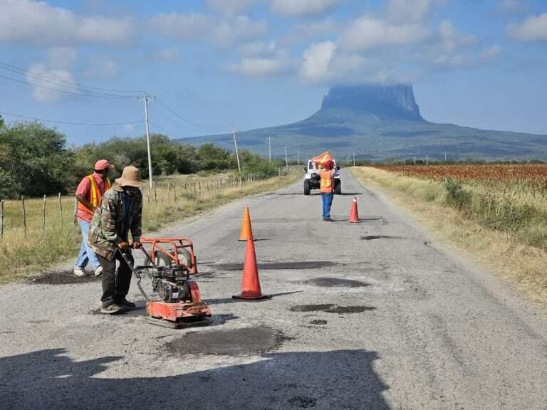 Anuncia Miguel Zúñiga Programa Integral de Bacheo en González