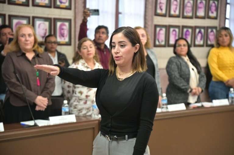 Avala Cabildo Propuesta de Mónica Villarreal de Respaldar a Oferentes de Mercados