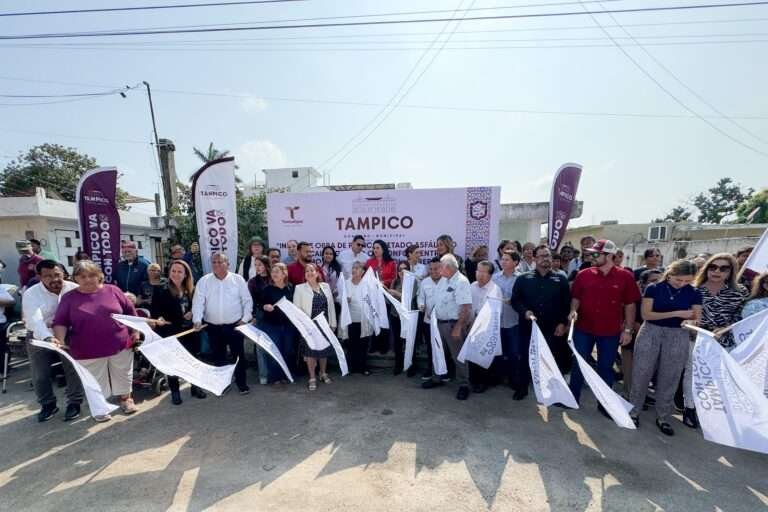 Continúa Mónica Villarreal Mejorando la Infraestructura Vial del Municipio