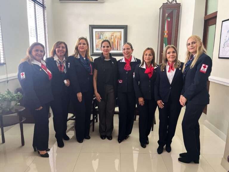 Distingue Cruz Roja a la Presidenta del DIF Tampico como Dama Honoraria