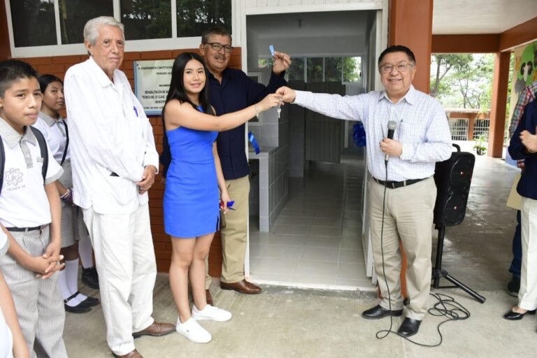 Beneficia JGA a alumnos al entregar obra en institución educativa