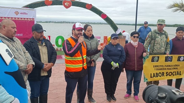 ARRANCA CAEV LA LIMPIEZA DE HUMEDALES EN VERACRUZ