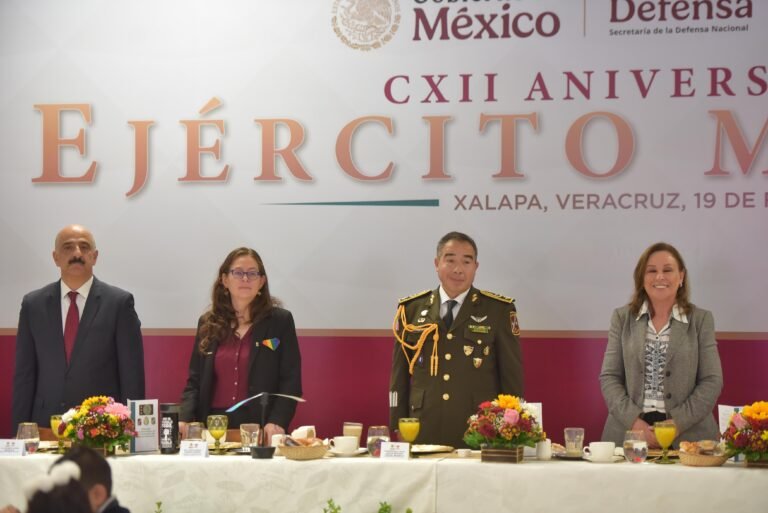 Congreso de Veracruz, presente en conmemoración del Ejército Mexicano