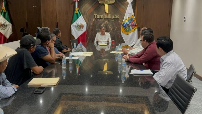 “Estoy del lado de ustedes”: Américo Villarreal a representantes ejidales de Llera