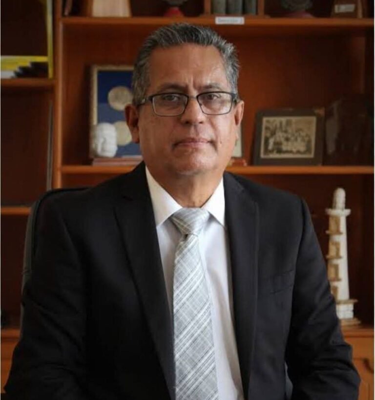 Trabajo del Dr. Gerardo Gómez Salas Eleva la Calidad Educativa en la Normal Veracruzana