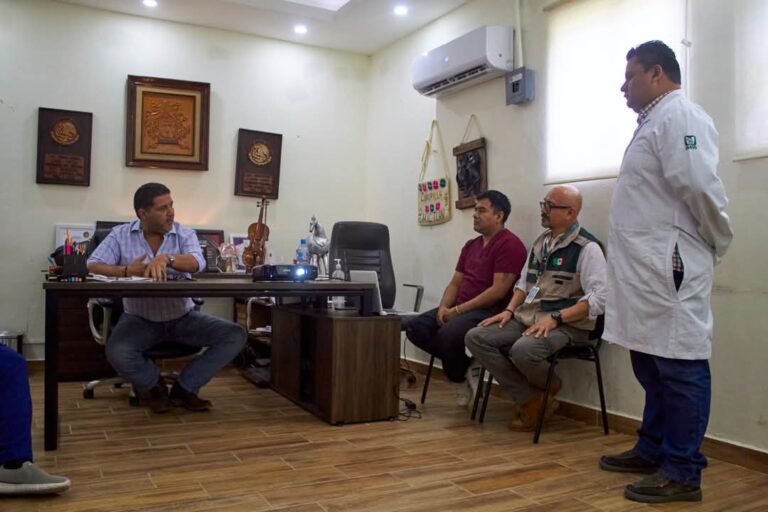 Alcalde de Platón Sánchez Refuerza la Salud Comunitaria con IMSS Bienestar