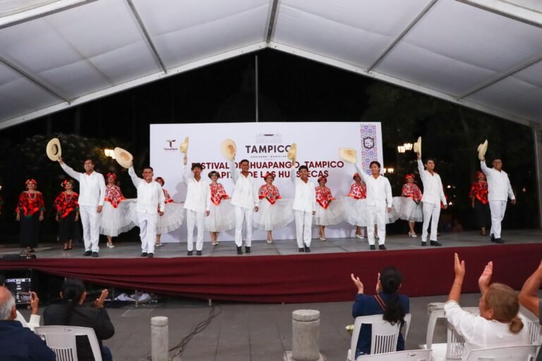Consolida Mónica Villarreal la Cultura en Tampico con Exitoso Festival de Huapango