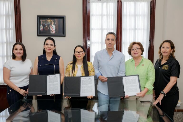 Incentiva Mónica Villarreal la Transparencia con Sistema Digital para Declaraciones Patrimoniales