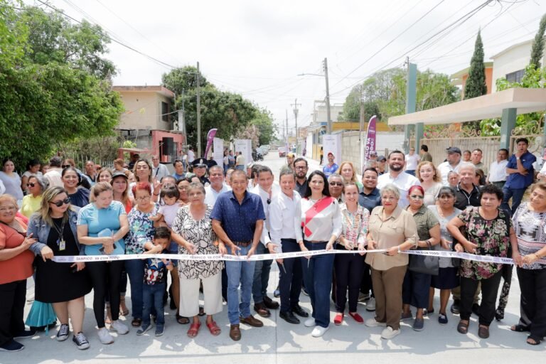 Entrega Mónica Villarreal Tercera Obra de Pavimentación en una Semana