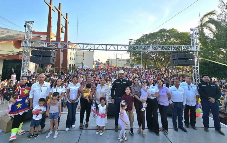 ¡Pura Alegría! Más de 2 Mil 500 Niños y Niñas Celebran su Día en Magno Festejo del DIF González