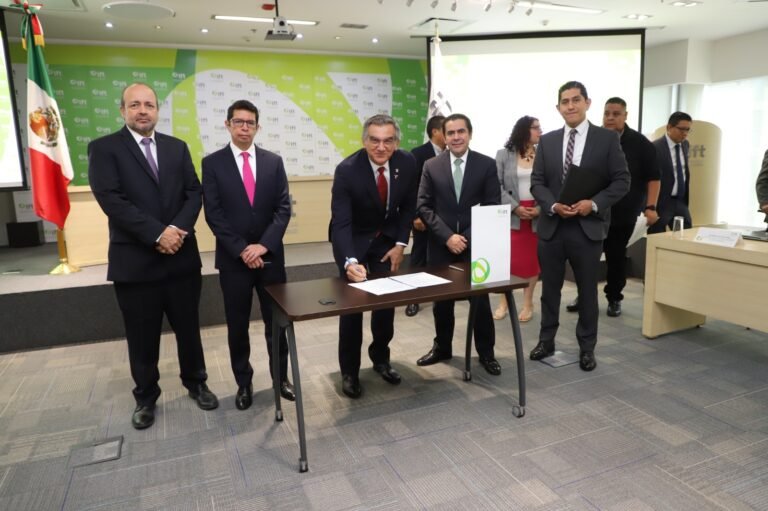 Entrega IFT concesiones de radio y tv a Tamaulipas